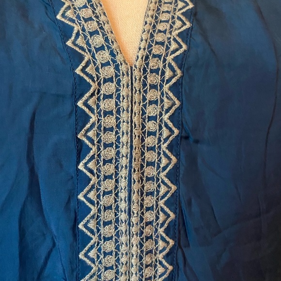 Beautiful Tangerine Embroidered Top - Picture 12 of 13